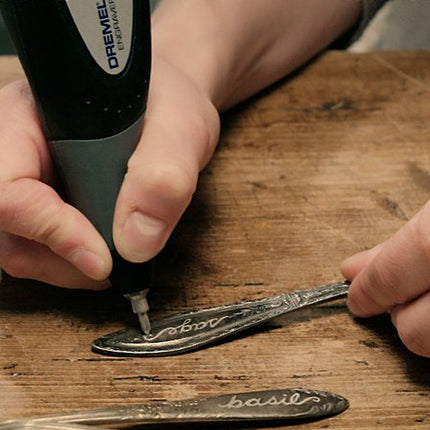 DREMEL Graveur 290-1 Outil compact (35 W) avec 1 accessoire, 1 gabarit ( F0130290JM )