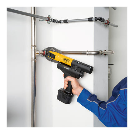 Rems Mini Press 14V ACC Basic Pack cordless radial press 14.4 V 22 kN ( 578013 R220 ) + 1x rechargeable battery 2.5 Ah + charger + L-Boxx