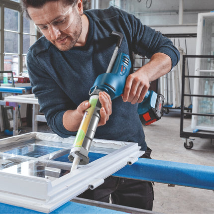 Bosch GCG 18V-310 Professional cordless cartridge gun 18 V 310 ml 3.5 kN + 1x rechargeable battery 2.0 Ah - without charger