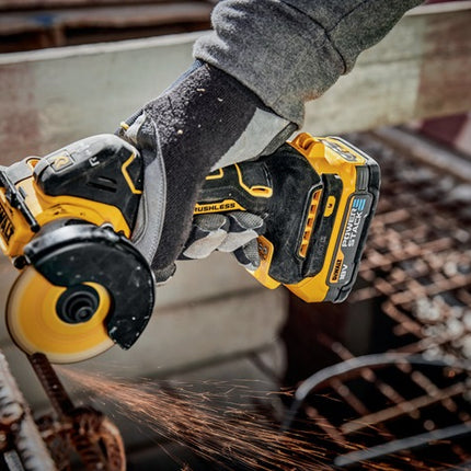 Taglierina multimateriale a batteria Dewalt DCS438N ( 8001414501 ) 18 V