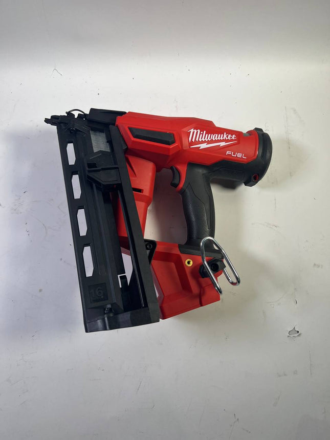 Milwaukee M18 FN16GA 0 Akku Nagler 18 V 32 64 mm Brushless Solo ohne Akku ohne Ladegeraet 0 - toolbrothers