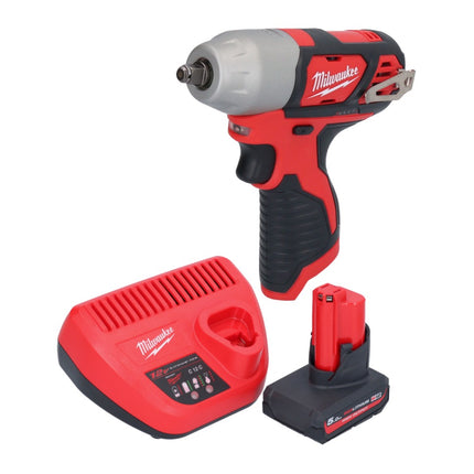Avvitatore a impulsi a batteria Milwaukee M12 BIW38-501 12 V 135 Nm 3/8" + 1x batteria ricaricabile 5,0 Ah + caricatore